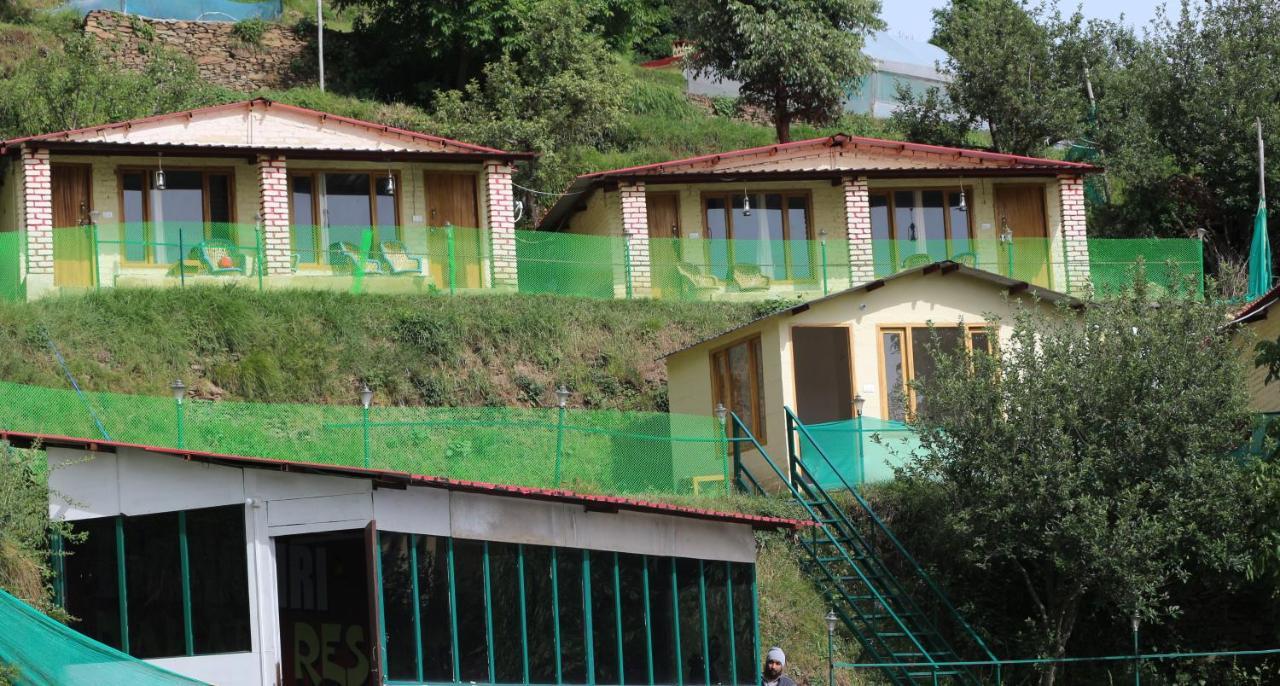Cosmo Cottages Kanatal Exterior photo